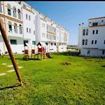 Luxurious Holiday Apartment Achakar Pool &Beach