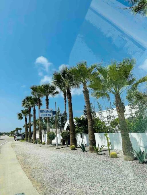 Luxurious Achakar Pool &beach Apartment